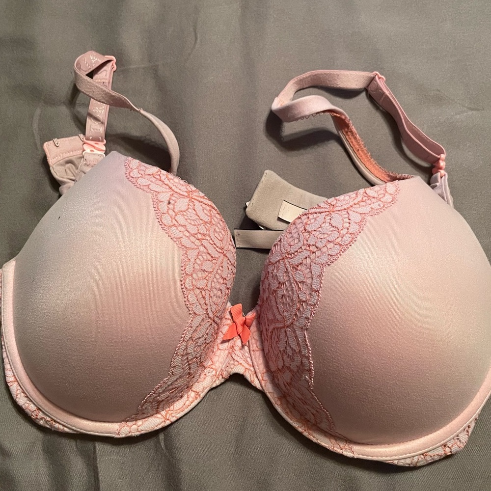 Victoria’s Secret Perfect Shape Bra